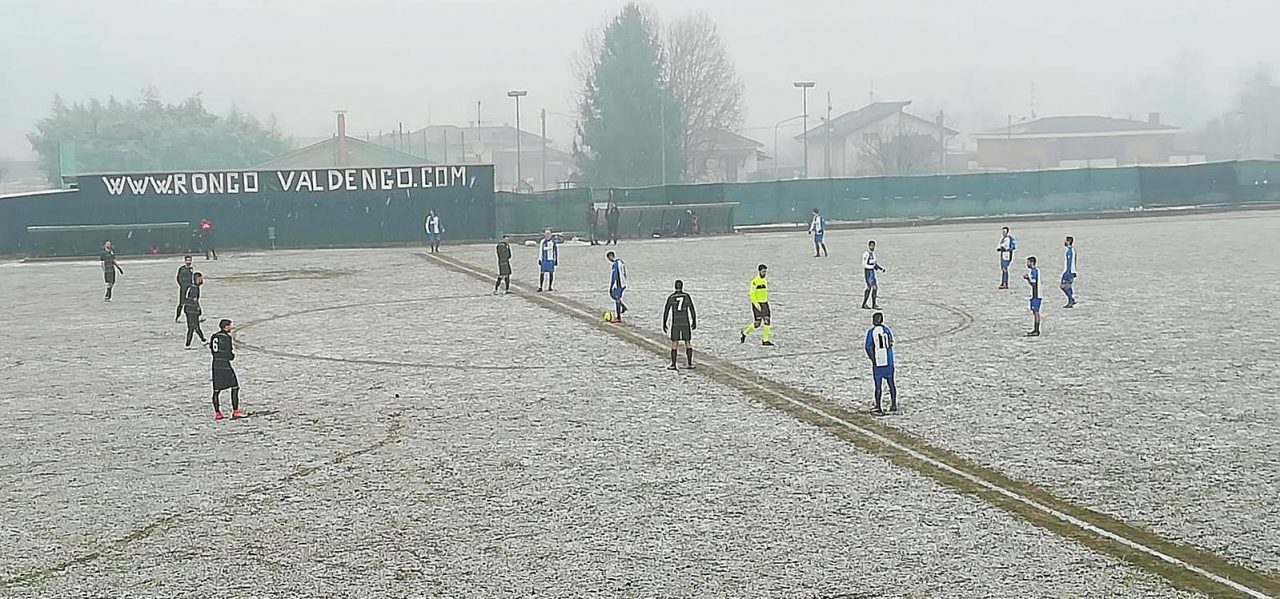 Neve sui campi da calcio, attività regionale e provinciale rinviate