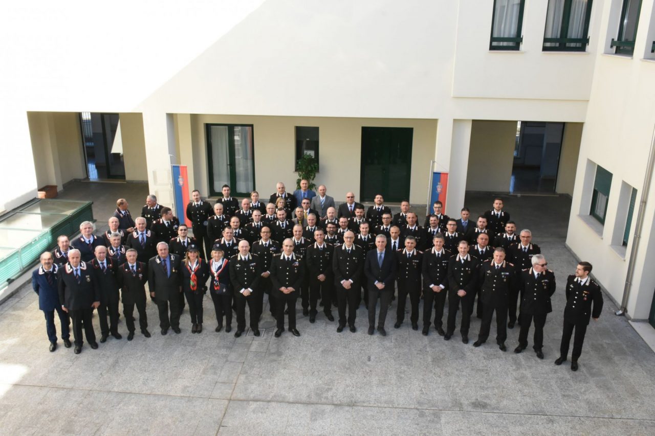 Generale dei carabinieri in visita alla caserma di Biella