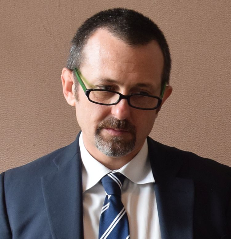 «No alle divise militari fatte all’estero»