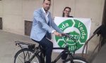 E il candidato di Onda Verde Pizzi fa campagna in bici