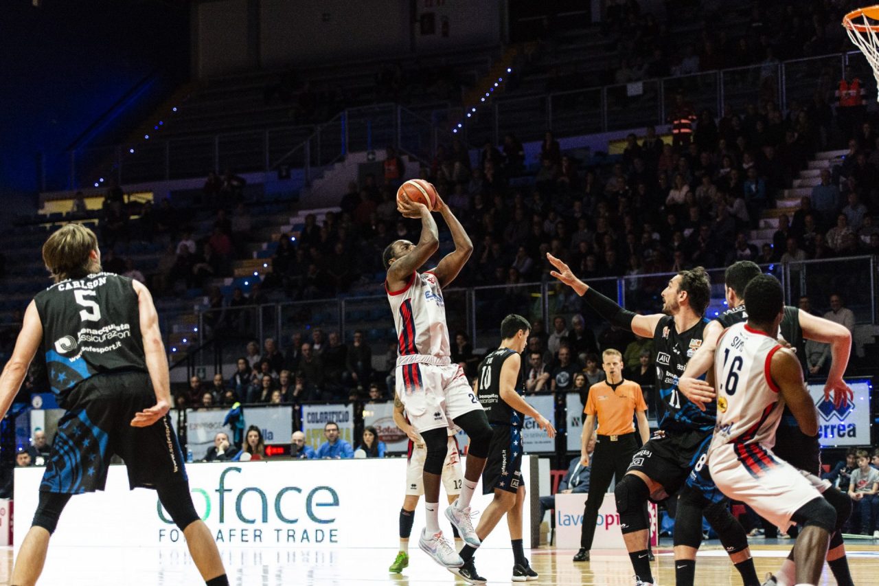 La nuova stagione è alle porte: i prezzi degli abbonamenti di Pallacanestro Biella