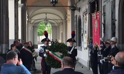 25 aprile a Biella: basta odio, il derby è fra fascisti e democratici  FOTO