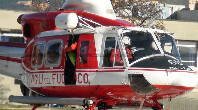 Monte Barone, i Vigili del fuoco salvano i gestori del rifugio