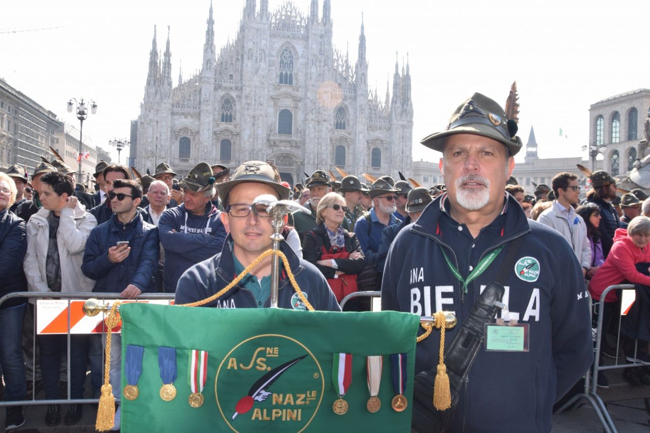 Adunata Alpini Milano 2019: la sfilata dei Biellesi col grande vecio Biasetti VIDEO FOTO