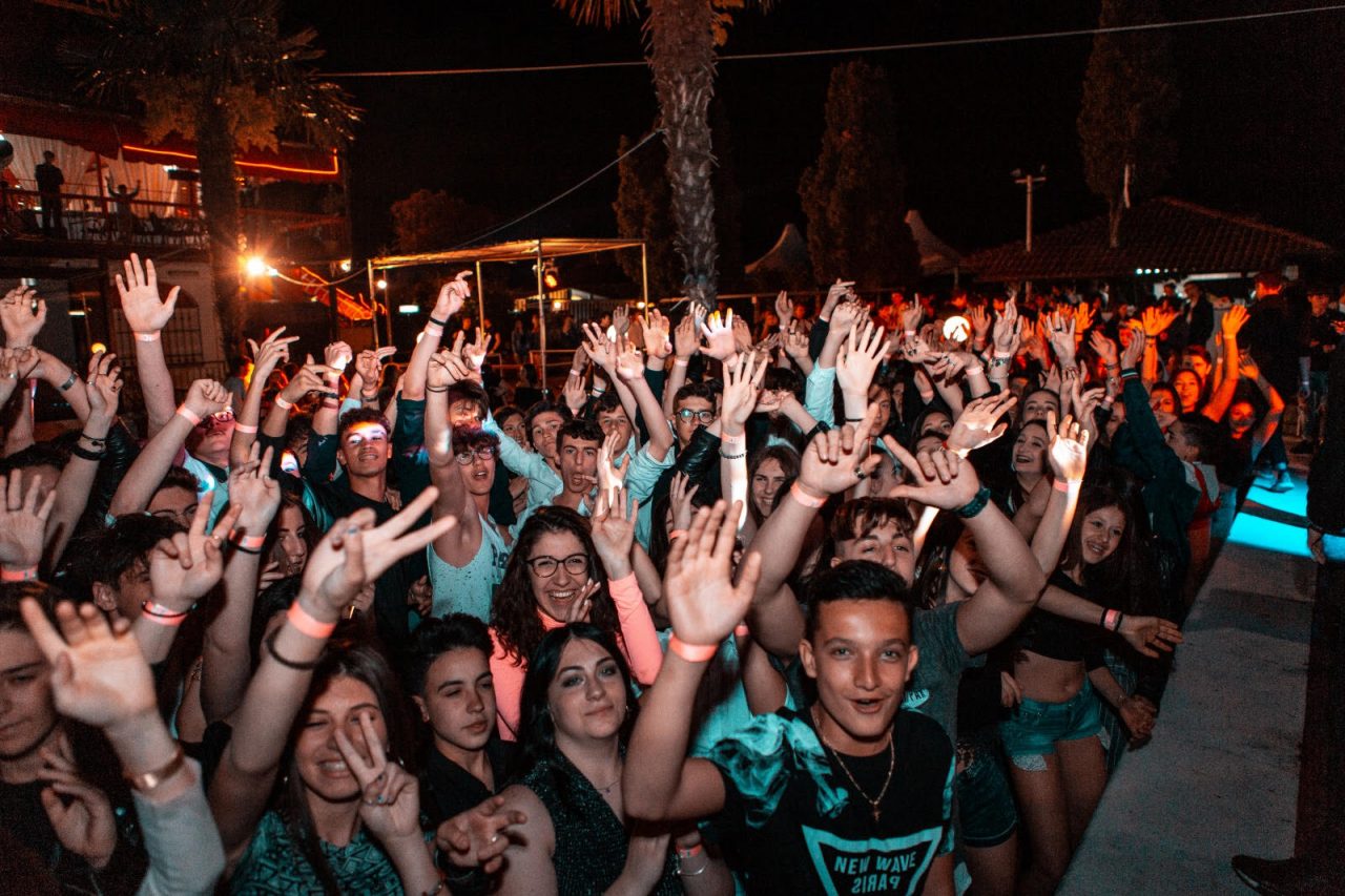 Settecento ragazzi allo “Schiuma party” del Jimmi’s