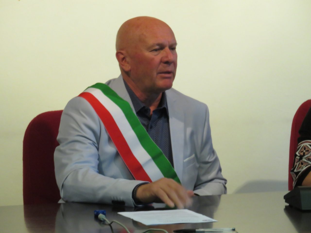 A Ponderano il sindaco che si taglia lo stipendio