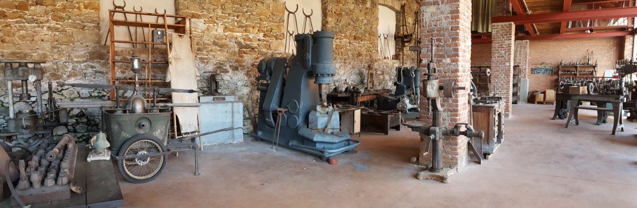 Ferro, la tradizione perduta di Netro rivive in officina