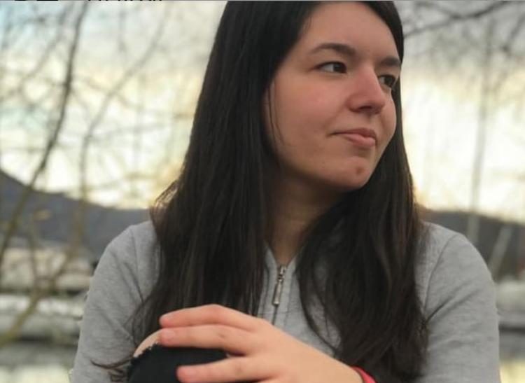 Gli insegnanti ricordano Erika: «Studentessa modello»