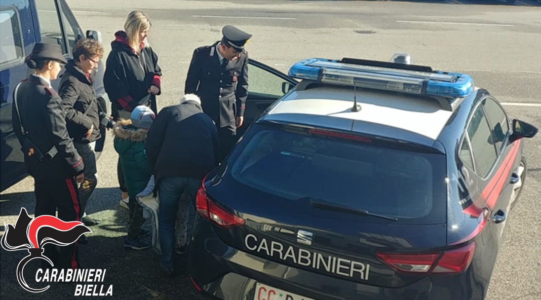 Caserma dei carabinieri aperta per il 4 novembre