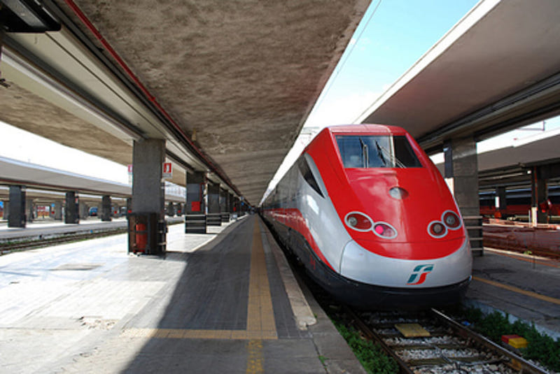 Frecciarossa, domani debuttano i treni di tarda sera