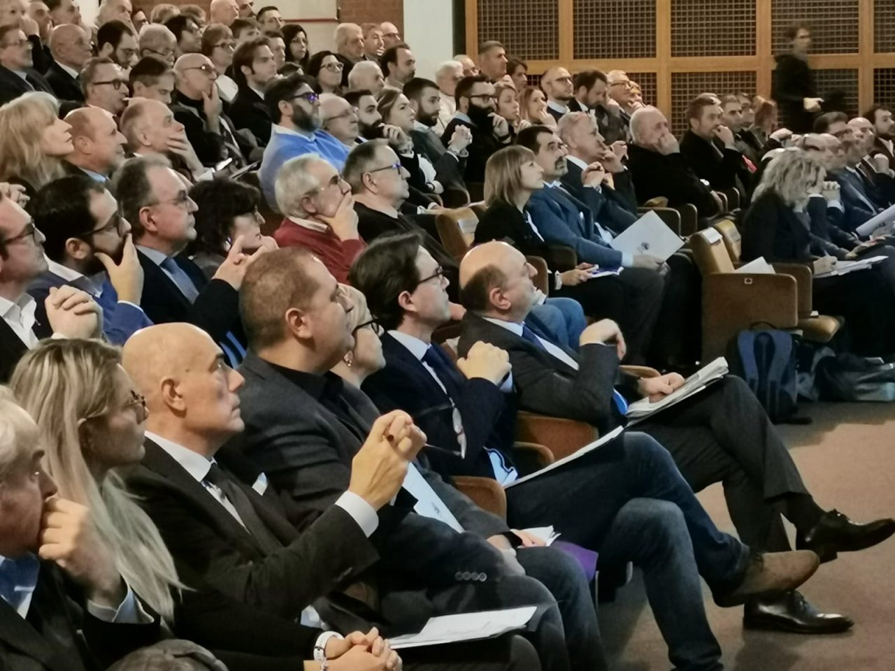 Artigiani pessimisti, le promesse di Cirio