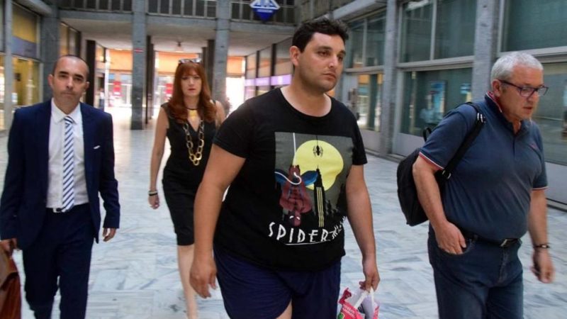 «La mia Erika uccisa due volte». Altro Natale a casa per Fricano