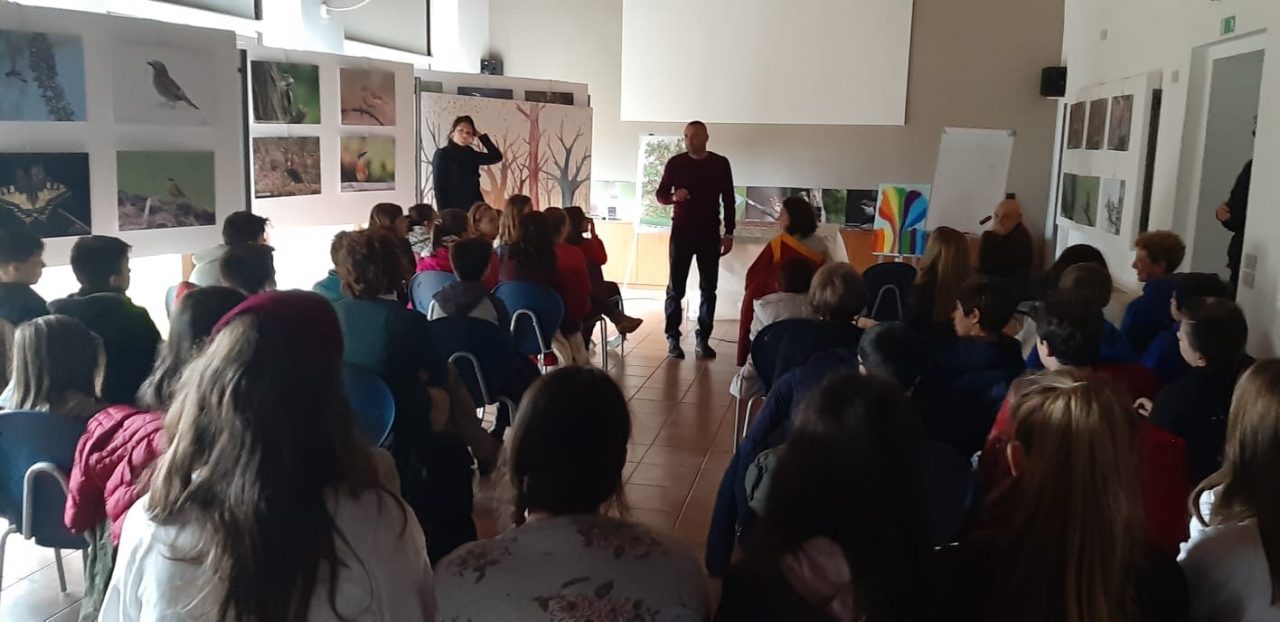 La giornata dell’albero, studenti in Burcina