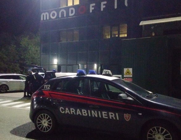 Sventato furto alla Mondoffice, è caccia ai ladri