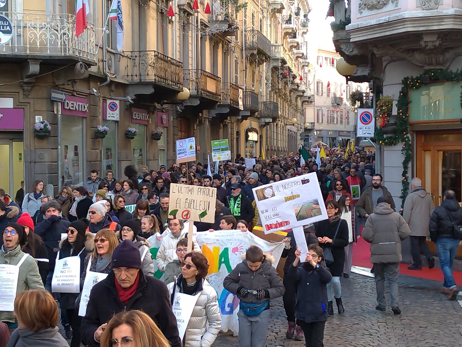 Marcia discarica Brianco a Biella 2019 (38)