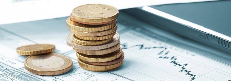 Petrolio oggi: volatilità, geopolitica e transizione energetica si contendono il mercato del greggio