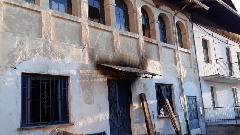 Gli brucia la casa, muore di crepacuore