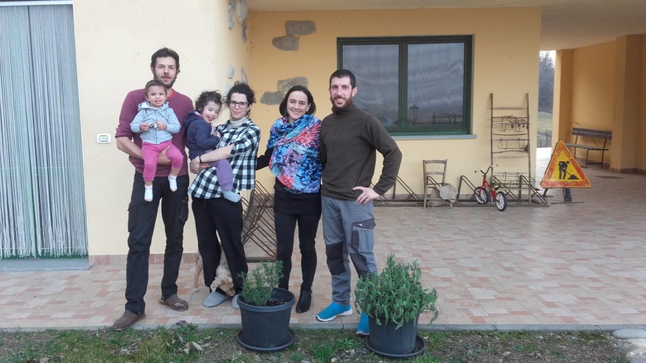 Due giovani coppie nella nuova storia di Cascina Aurora