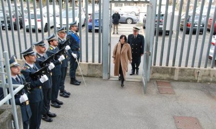 Il Prefetto in visita alla Guardia di finanza