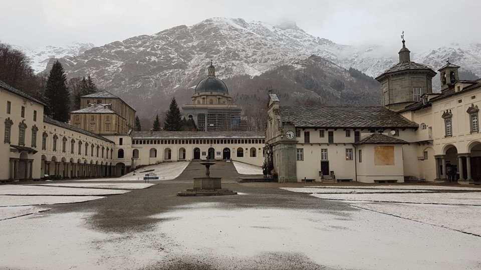 E’ tornata la neve a Oropa, nevicata nel pomeriggio