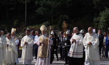Riprendono messe e celebrazioni dei funerali in tutte le chiese del Piemonte