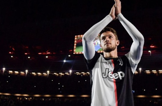 Juventus, calciatore positivo al Covid-19