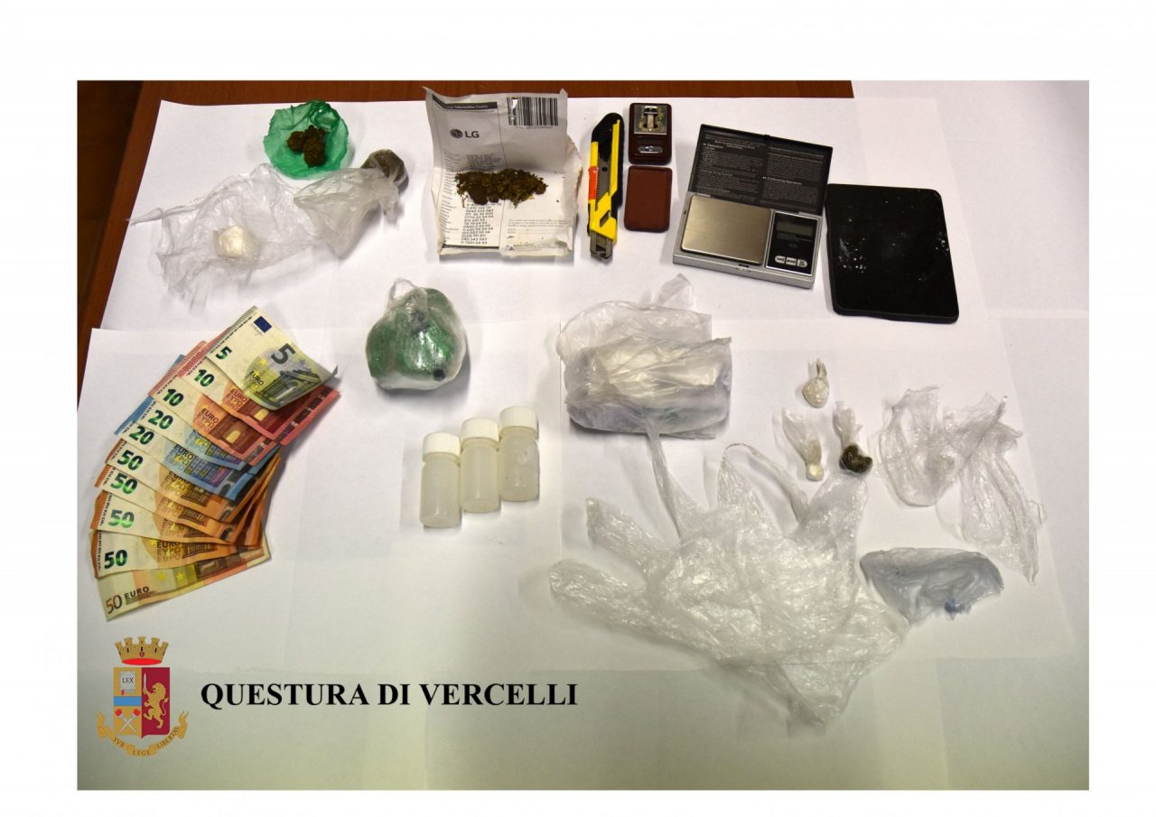 La droga era nascosta nella cassaforte: arrestato (presunto) spacciatore