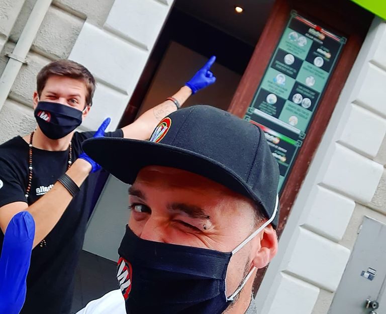 La movida riparte, regole rispettate