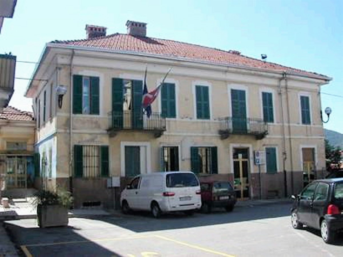 Scuola Crocemosso, summit con i genitori