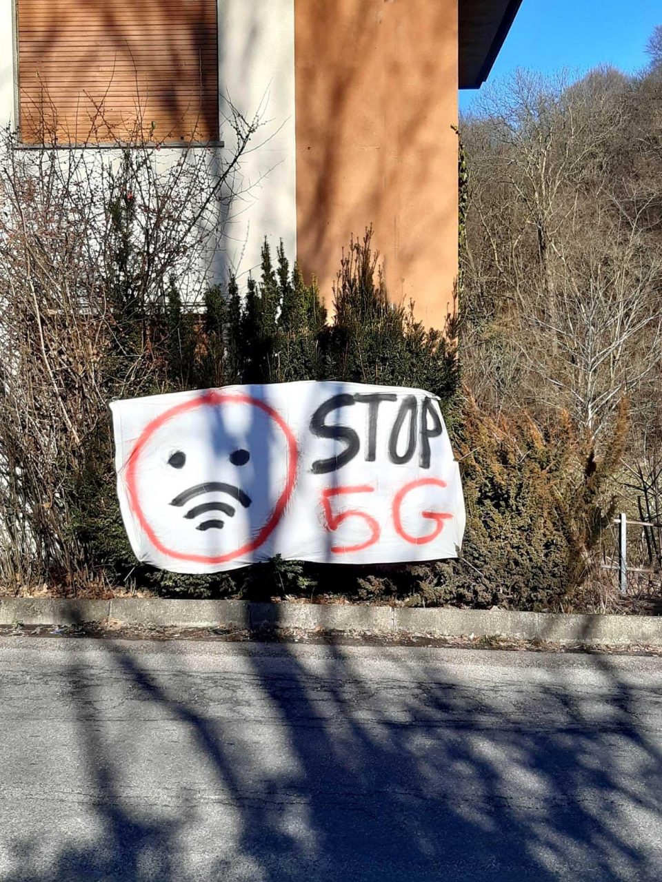 “No al 5G”, oggi mobilitazione ai Giardini Zumaglini
