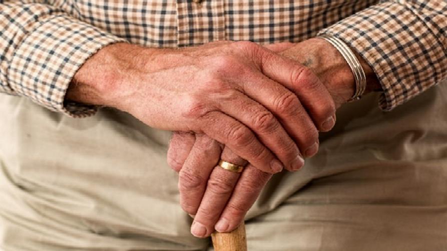 Riapre il Centro incontro anziani. Al fianco dei volontari i percettori del reddito di cittadinanza