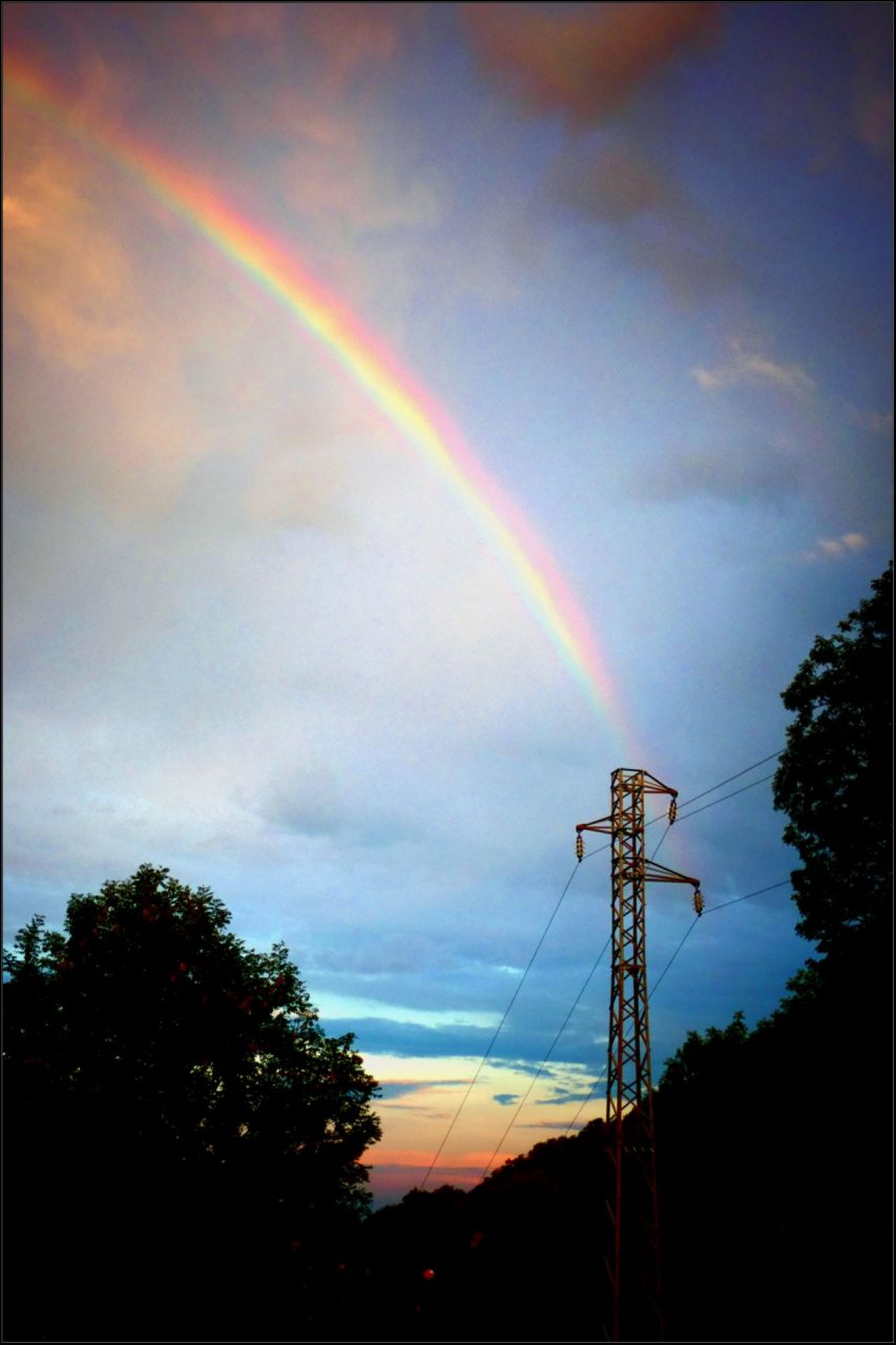 Splendido arcobaleno ieri sera a Rosazza. Guardate queste foto meravigliose