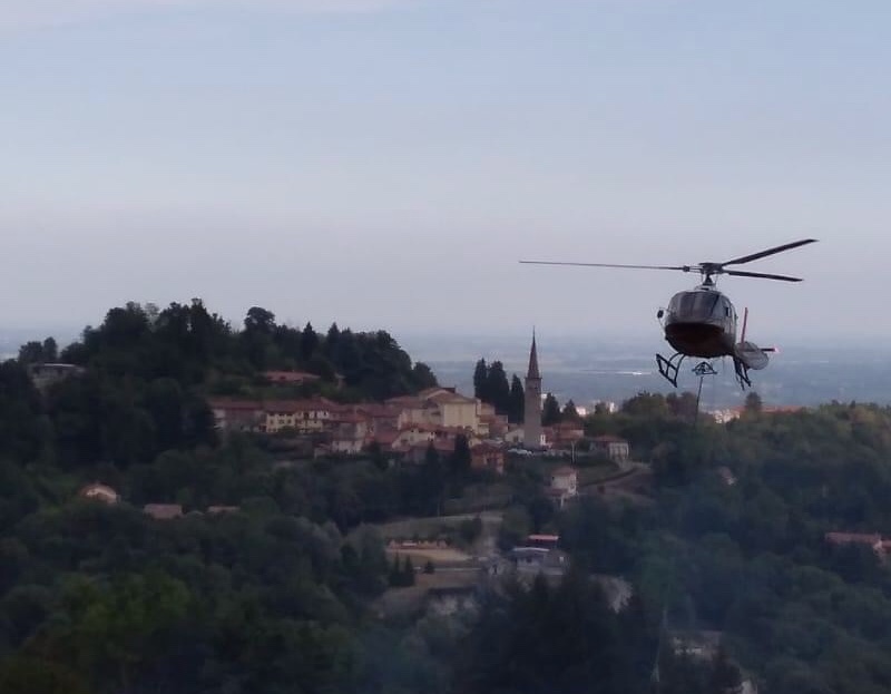 Bioglio, dopo l’incendio vicino alla pineta il sindaco Ceffa: “Servono comportamenti responsabili”