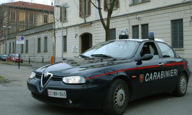 Accoltella la figlia durante una lite, arrestato 78enne