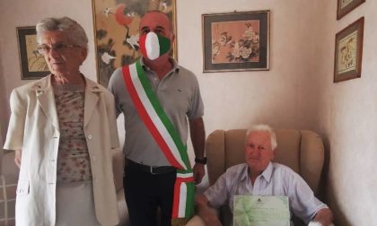 Cavaglià festeggia i 100 anni di Mario Garzone