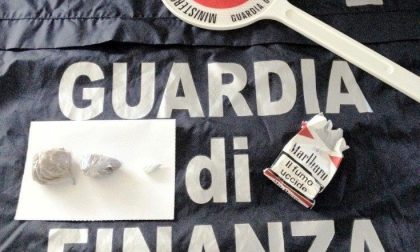 In auto più di un etto d’eroina. Arrestato corriere della droga