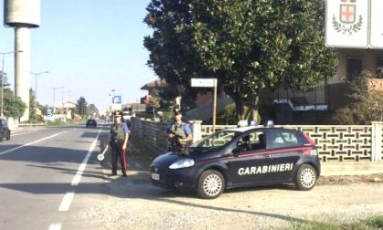 Urina sul muro della caserma  carabinieri, multa di 3mila euro e denuncia