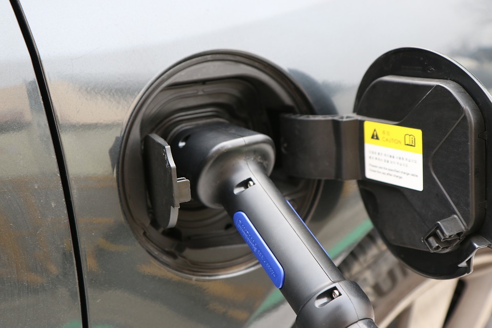 Biella si fa green: in arrivo 22 colonnine di ricarica auto elettriche