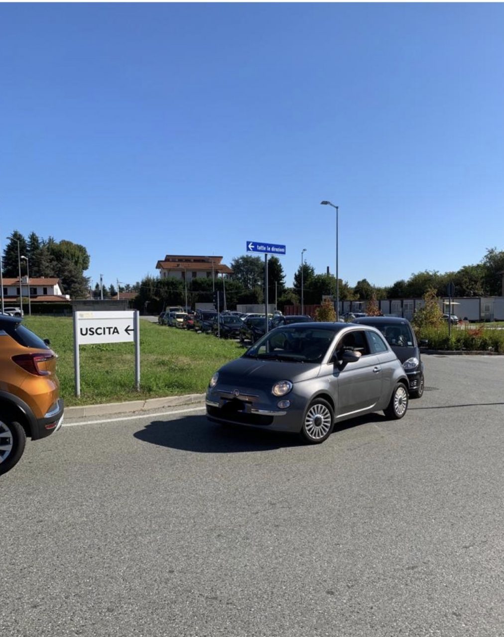 In coda 4 ore fuori dall’ospedale per il tampone alla bambina. L’odissea di un padre: “Una vergogna” – FOTOGALLERY