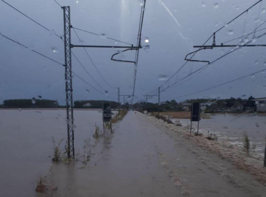 La linea ferroviaria Torino Milano è sott’acqua