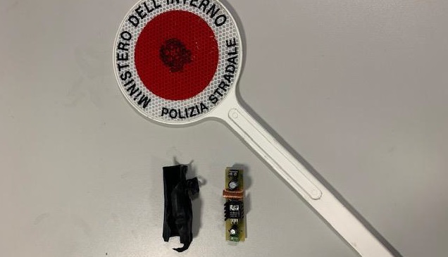 Camionista nei guai per l’autocarro truccato “anti inquinamento”