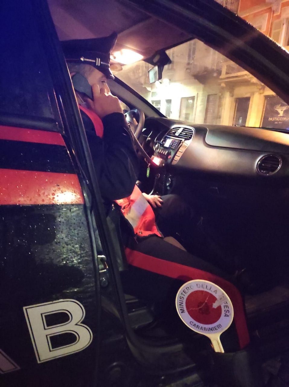 Bar aperto a mezzanotte: multa  e chiusura