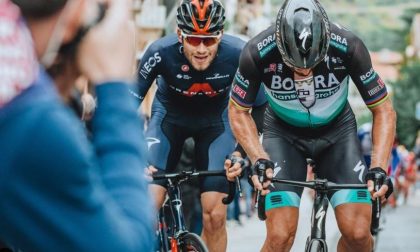 Filippo Ganna stravince l’ultima tappa del Giro d’Italia: “Dedico il successo al mio Piemonte”