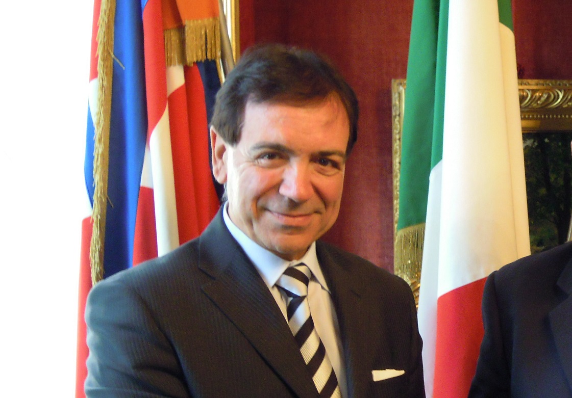 Ex prefetto di Biella positivo al Coronavirus, è gravissimo. La denuncia della moglie