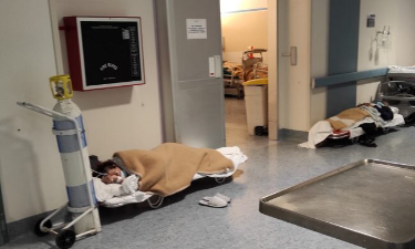 Rivoli shock, pazienti Covid per terra in ospedale
