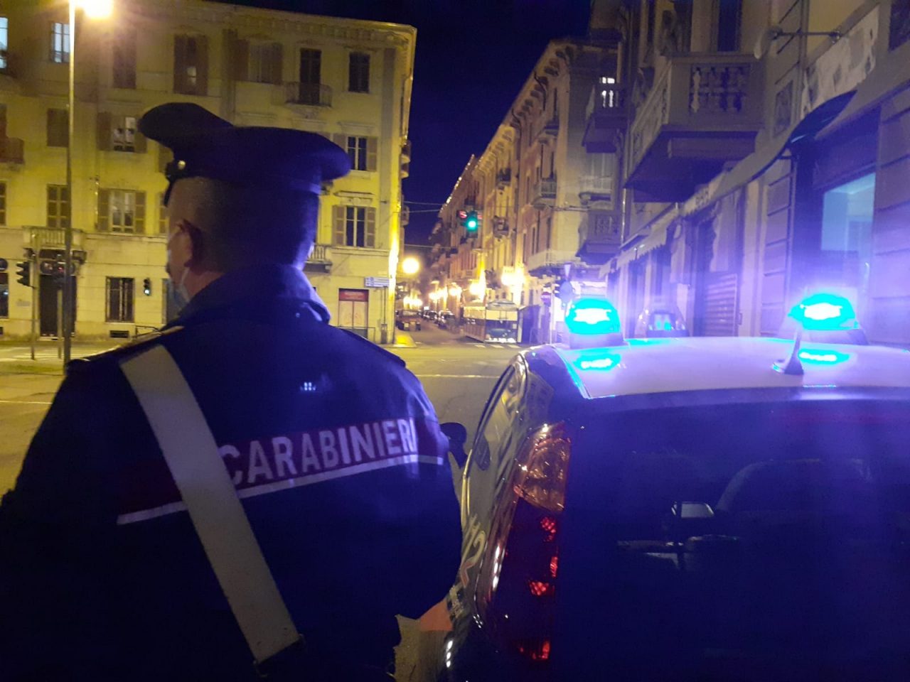 A spasso senza motivo, sette contravvenzioni