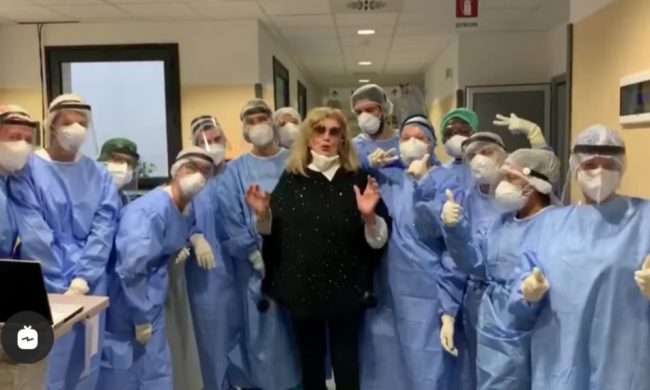 Iva Zanicchi sconfigge il Covid: “Grazie medici” – VIDEO