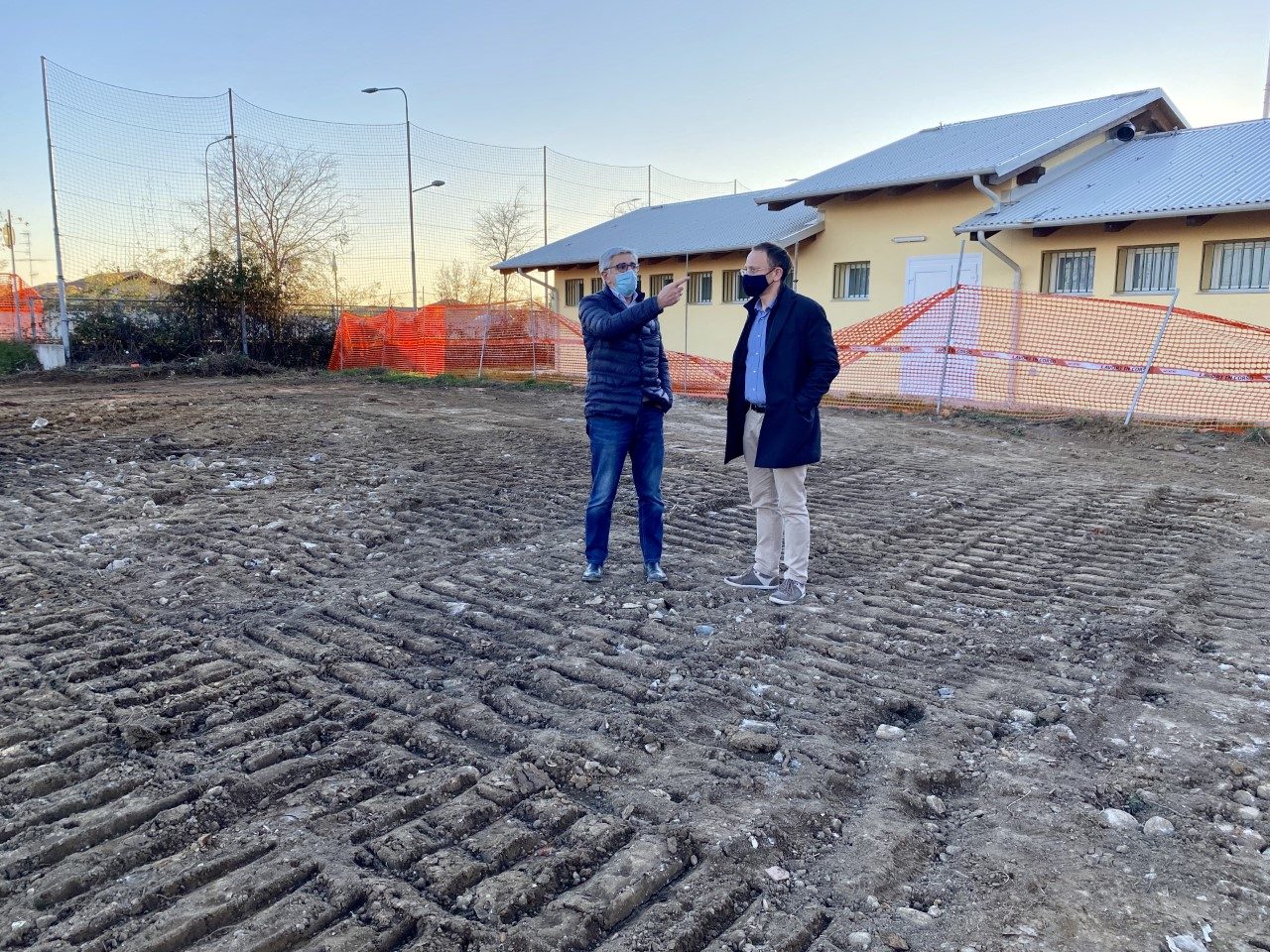 Aperto il cantiere per la nascita di un nuovo campo sportivo al Villaggio La Marmora