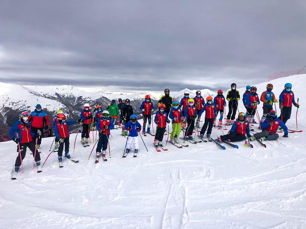 Sulla neve di Bielmonte porte aperte solo ad allenamenti e club