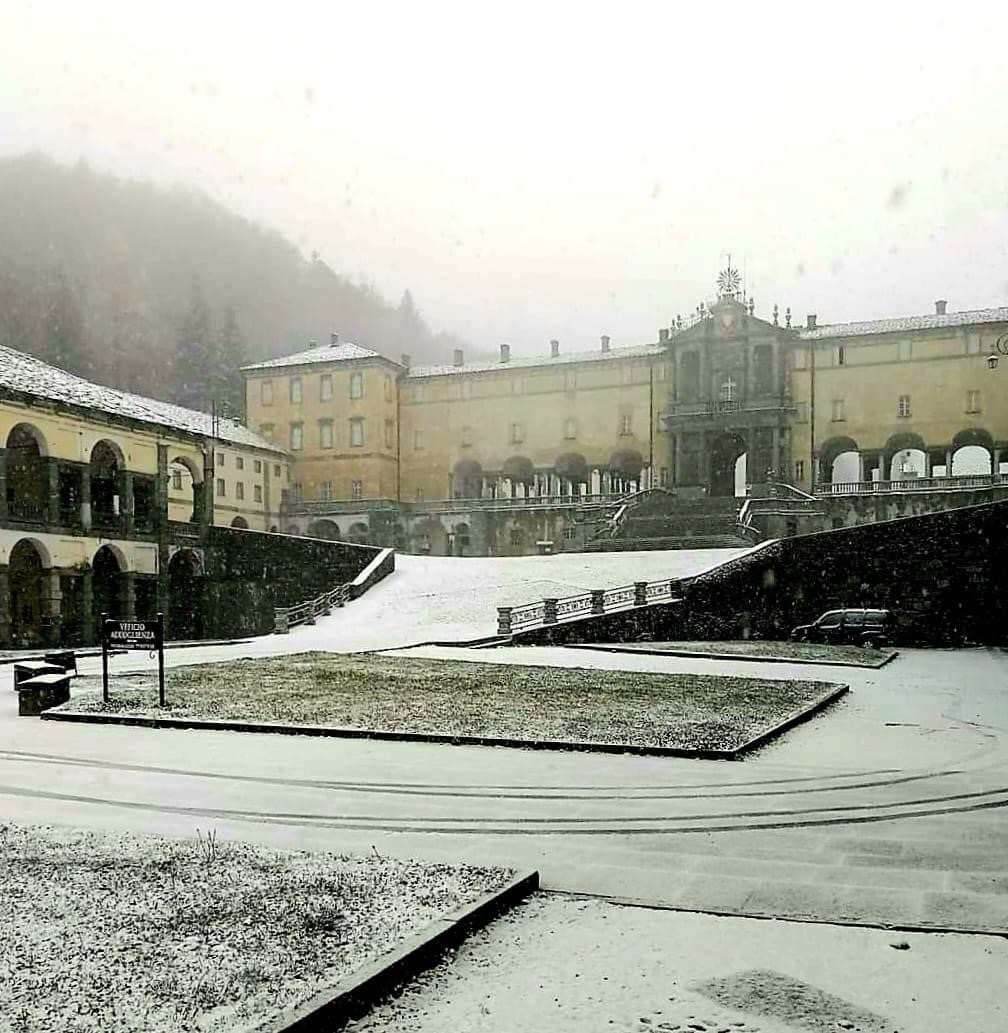 La neve sta imbiancando il Biellese- FOTO